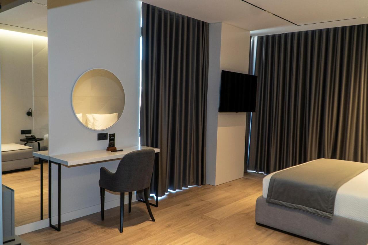 Center Hotel Saranda Kültér fotó