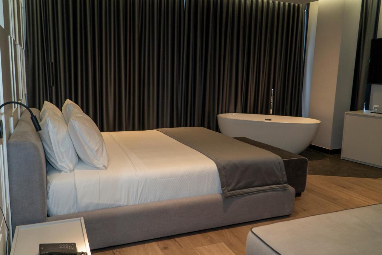 Center Hotel Saranda Kültér fotó
