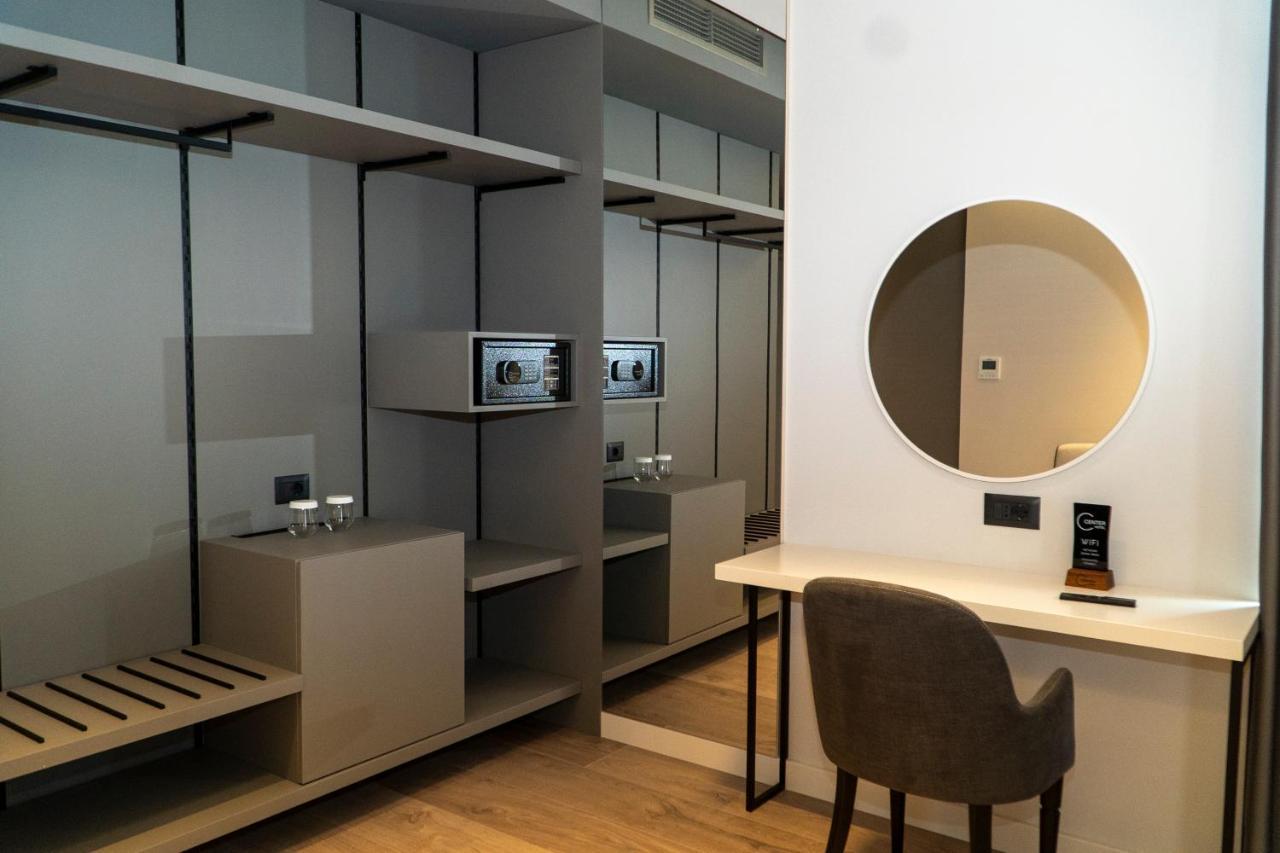 Center Hotel Saranda Kültér fotó